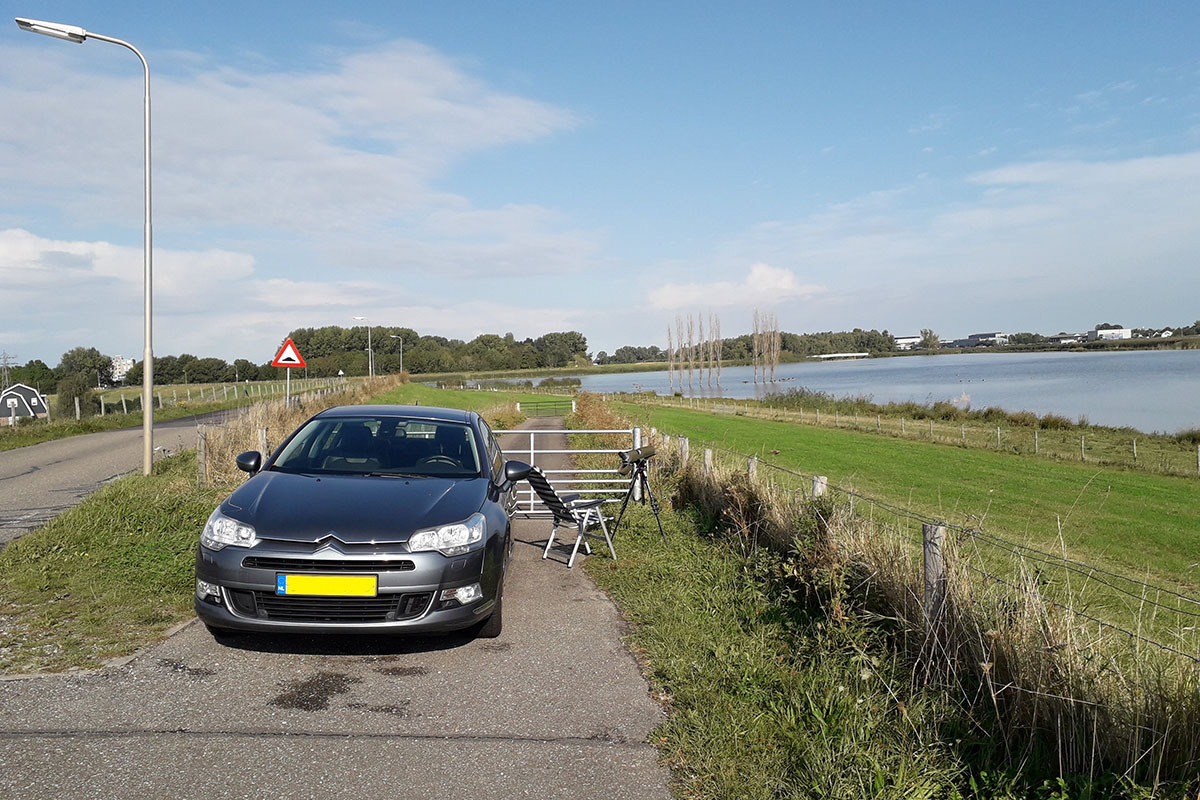 Hans Mom is bij de Crezéepolder in Ridderkerk